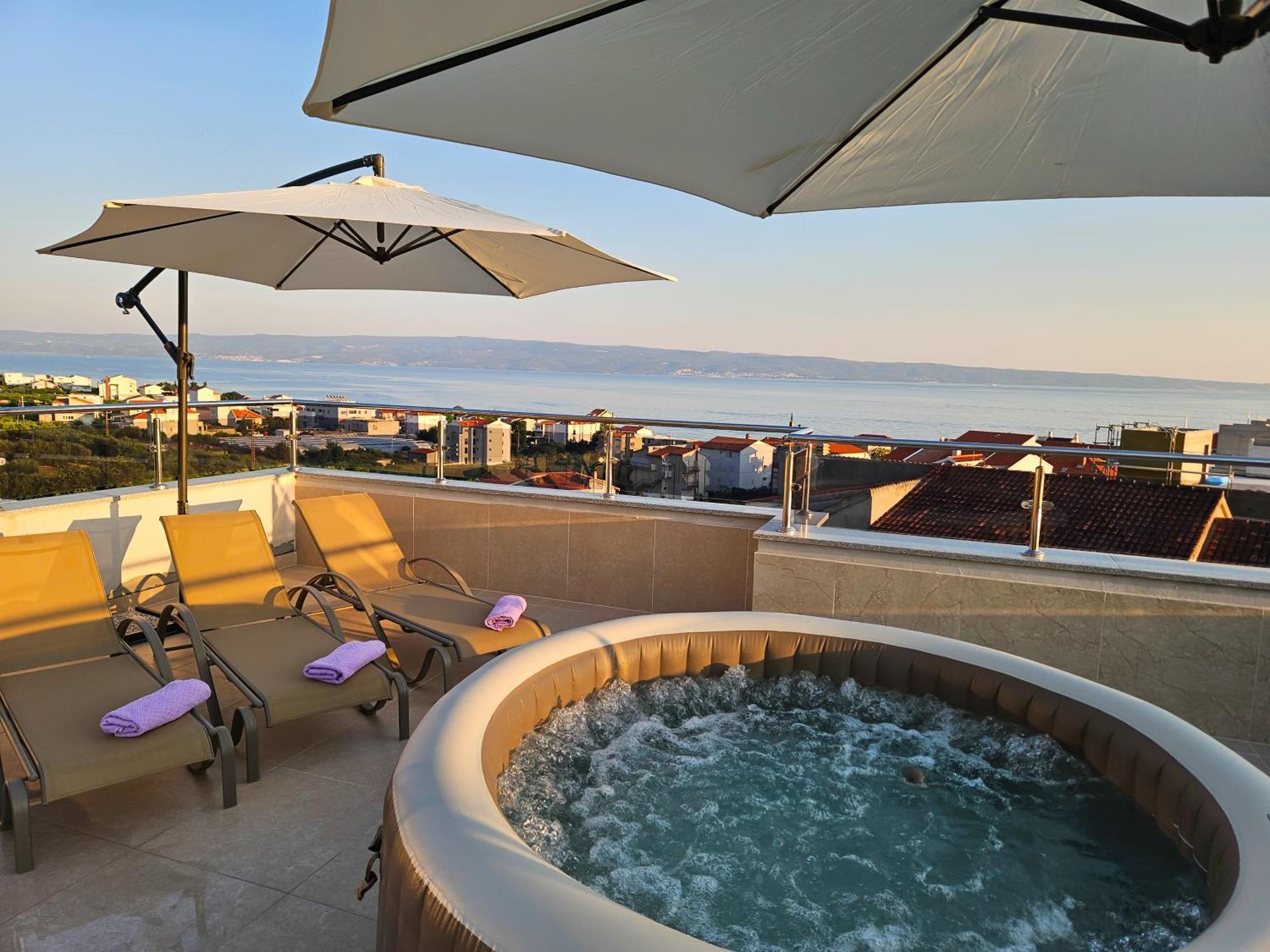 Modern Villa With Jacuzzi, Beautiful Sea View, Near Split! Villa 36A Podstrana Eksteriør billede